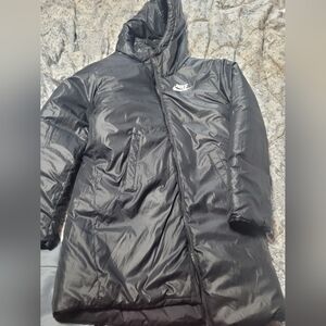 Nike Black Hooded Puffer Jacket With Small Tear As Pictured 19 In Wide 30 In Lon